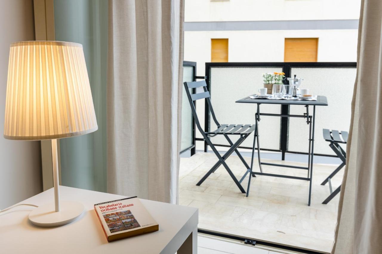 Residenze Chamur Via Mariano Migliaccio Palermo Exterior photo